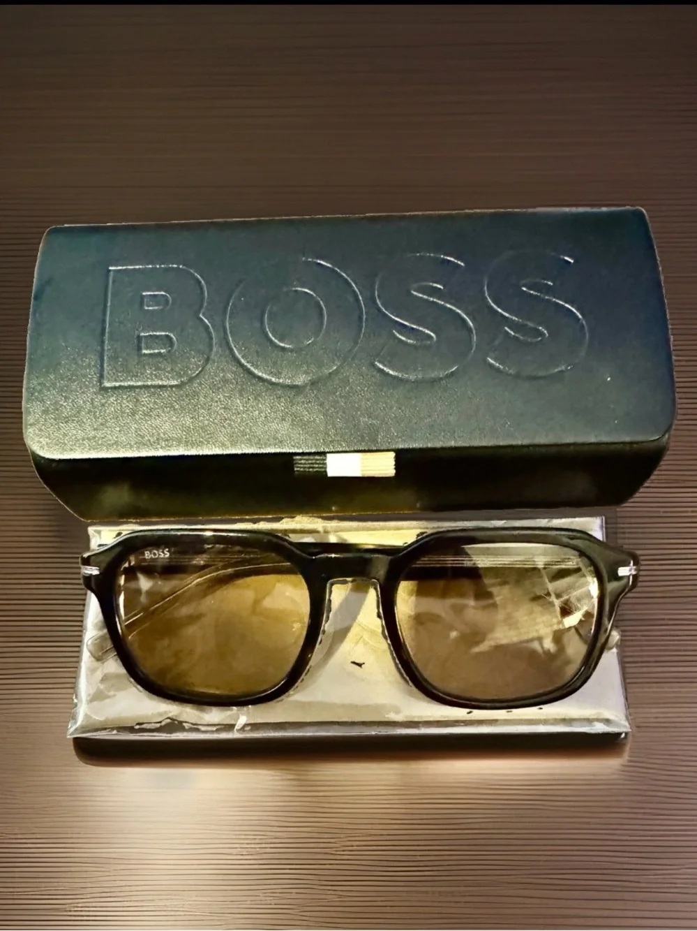 NWT Hugo Boss BOSS 1627/S S05 Grey-Brown Square Sunglasses w/ Case & Cloth Mens
